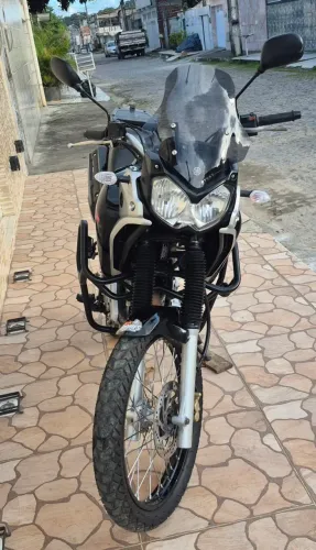 Tenere 250cc nova de vdd, leia o anúncio 