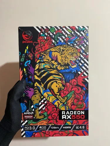 Placa de vídeo Radeon RX 550 4GB Pcyes