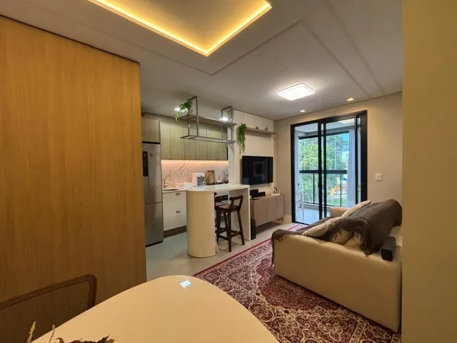 Apartamento 2 dormitórios sendo 1 suíte na Trindade, Florianópolis.