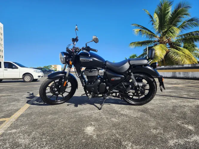 Royal Enfield Meteor 350 Stellar Black 2023/2024