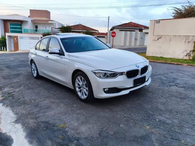 BMW 328I A Sport 2.0 16v/2.0 16V Flex 4P 2014