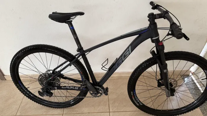 Mountain Bike Oggi Bikes - Excelente estado!