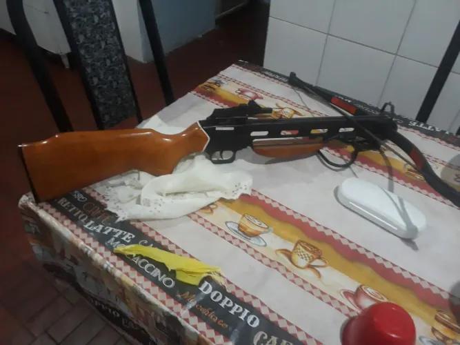 Balestra recurvo mankung 150 libras. Uma ótima escolha para aventureiros e caçadores.