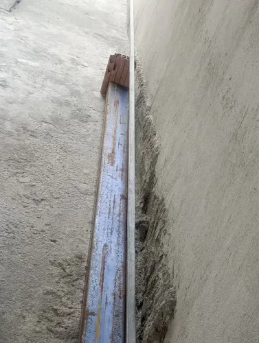 Perfil UDC 6"×3,00mm com Barra quadrada 1/2