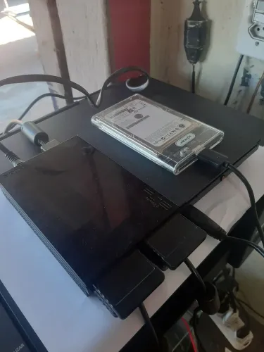 Vendo Playstation 2 com TV lcd de 24 polegadas