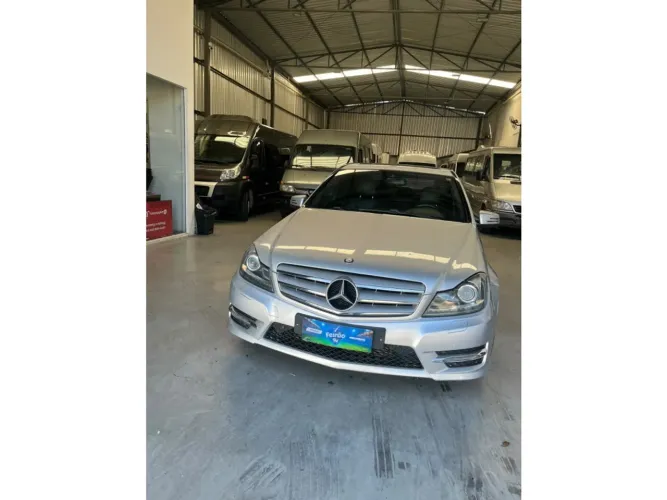 Mercedes-Benz C-250 Avantgarde 2.0 TB 211cv Aut. 2014
