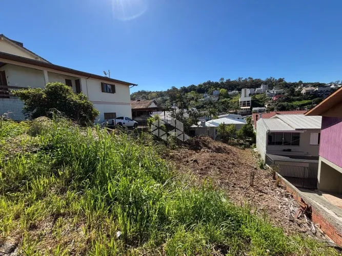 Terreno no bairro Santo Antão