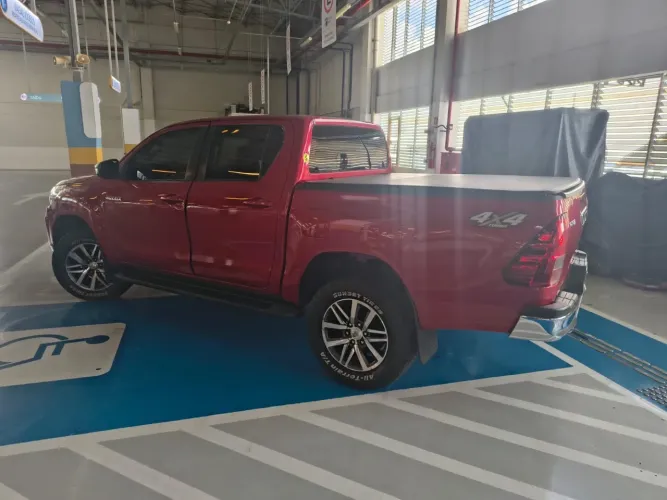 Toyota Hilux CD SR 4X4 2.8 TDI Diesel Aut. 2020