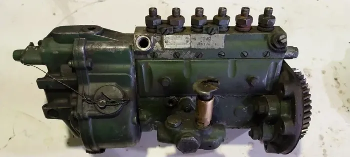 Bomba injetora motor mercedes 352 1113 1313 1513 2013 acompanha engrenagem