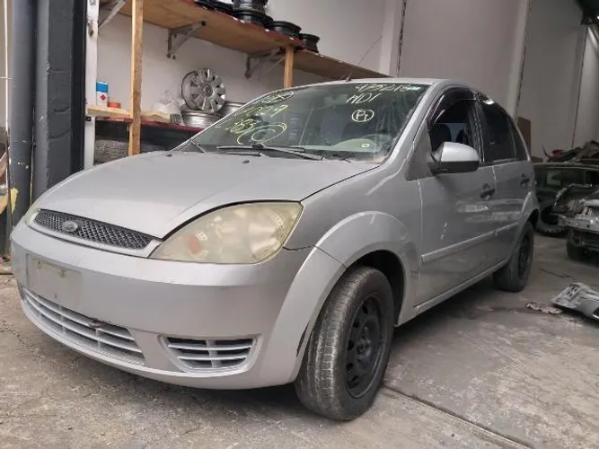 Fiesta SuperCharge 1.0 2003 - Peças