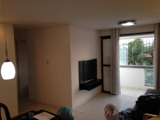 Vendo apartamento com 2 quartos com suíte Em Candeias Valor R$ 180 mil