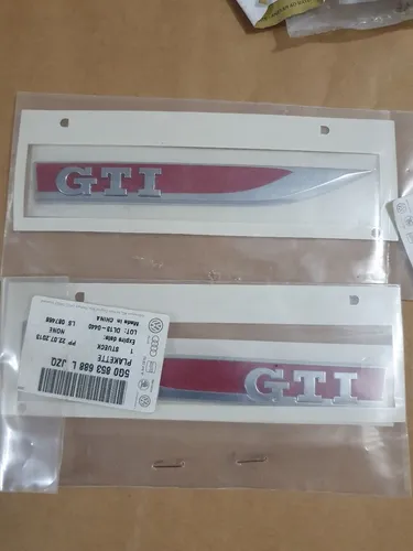Golf gti par de embl3mas novos originais