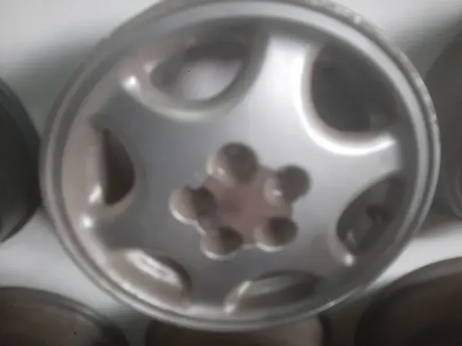 Roda aro 14 Estrela prata com borda Volkswagen fox 5x100 jogo usado 