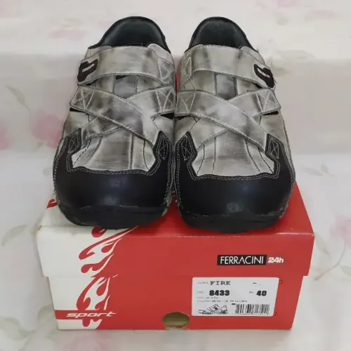 Sapatênis Ferracini Couro 40