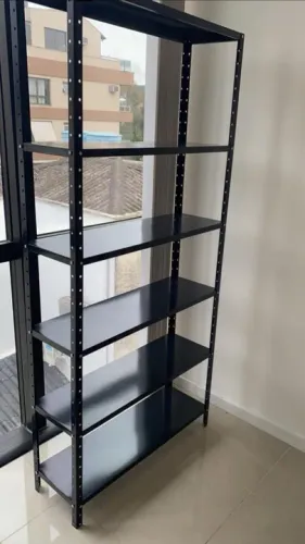 Estante metal Preta