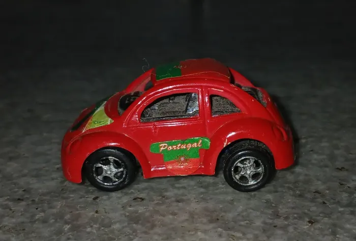 Carrinho de fricção - Tamanho: 6cmx4cm