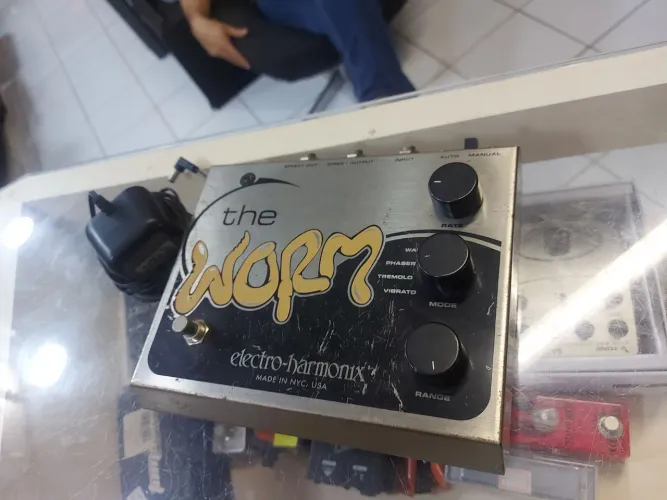 Pedal Electro Harmonix The Worm