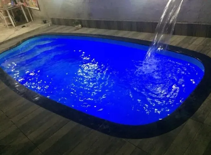 Ana: Piscina de 4 metros, Ótima para quem tem um espaço mais reduzido