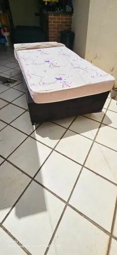 Cama box e colchão solteiro
