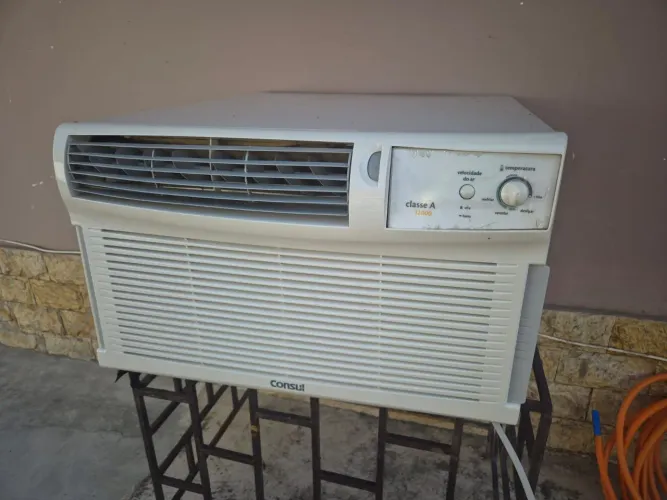 Ar condicionado 12000 BTUS 220v
