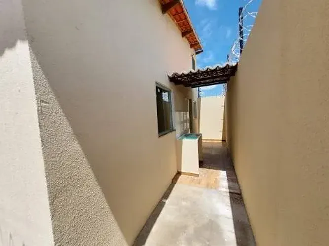 CASA PLANA USADA EM MESSEJANA