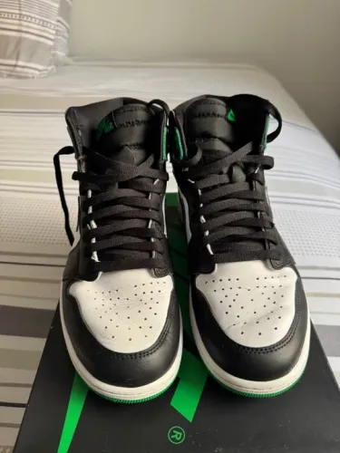 Tênis Nike Air Jordan 1 Retro High OG - lucky green