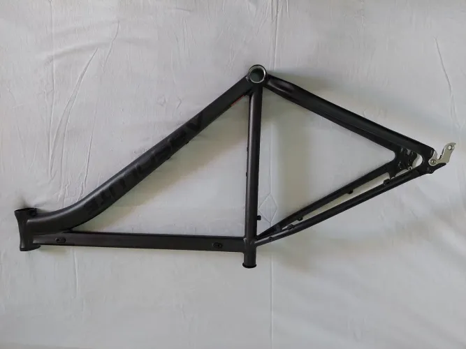 Quadro Absolute Nero 4 tamanho 19
