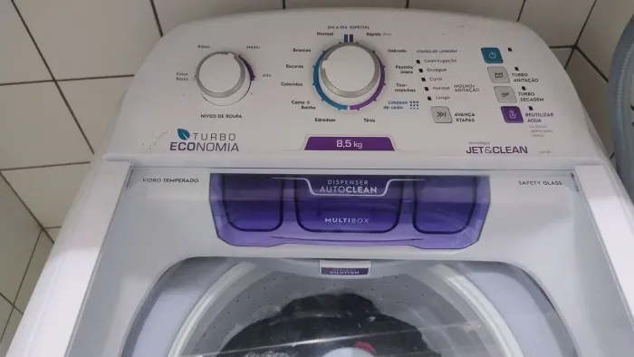 Máquina de lavar 8,5 kg Electrolux, ótimo estado
