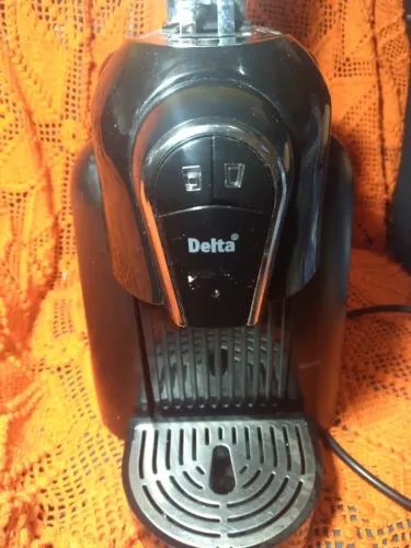 Cafeteira Delta Q