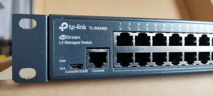 Switch tp link tl sg3452 Gerenciável L2+ com 48 Portas Gigabit e 4 Slots SFP