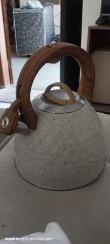 Chaleira Apito