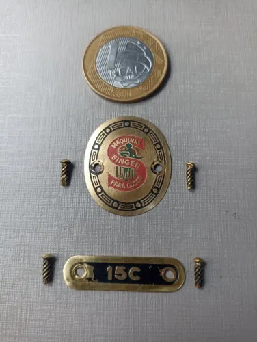 Plaquetas originais da máquina de costura Singer 15c "Pretinha" ( LER A DESCRIÇÃO )