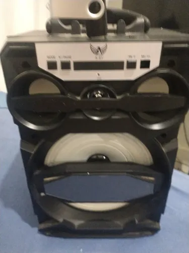 Caixa de Som Bluetooth com Alto Falantes Potentes
