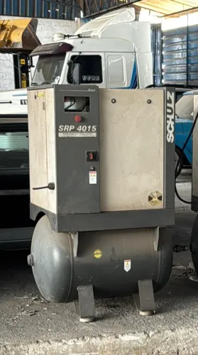Compressor de parafuso SCHUZ semi novo
