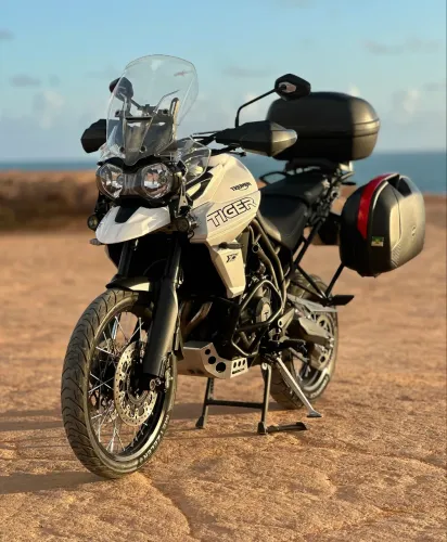 Triumph Tiger 800 XCX