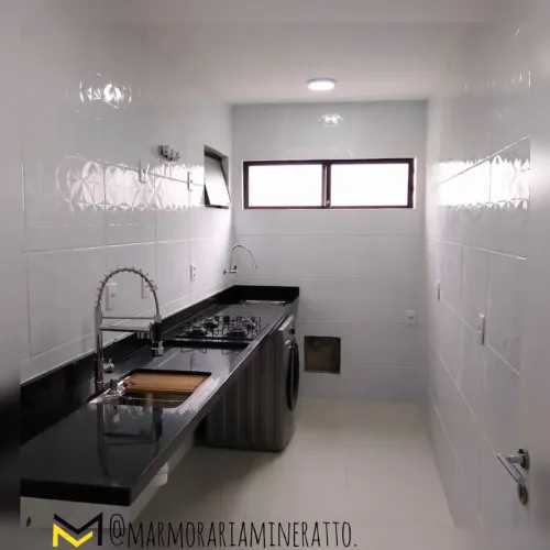 Pia de cozinha, lavatório de banheiro, soleira etc?