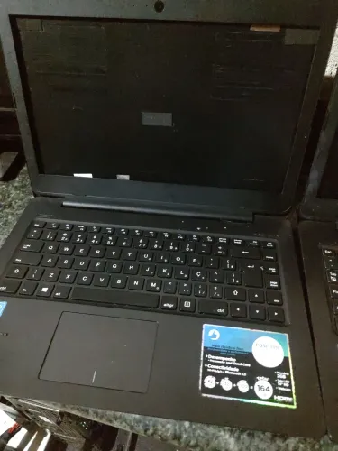 Positivo xc3570 caraça em bom estado 