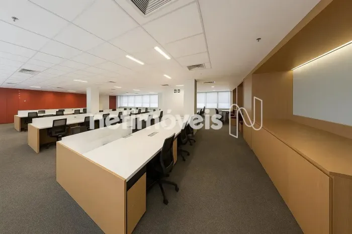 LOCAÇÃO/VILA MARIANA - Conjunto Corporativo Mobiliado 822m²; | 12 vagas