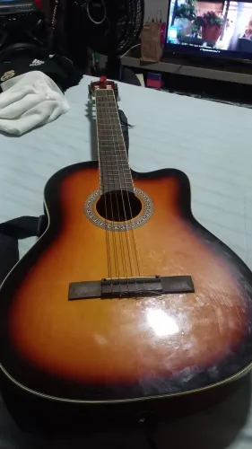 Violão class elétrico  pra vender logo