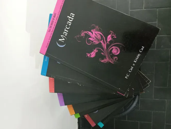 Box House of Night - 8 livros