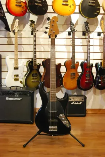 GIANNINI STRATOSONIC  JAZZ BASS MADE IN BRAZIL 1983 IMPECÁVEL