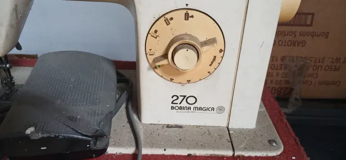 Máquina de costura