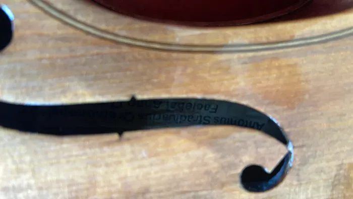 Violino cópia de Stradivarius muito antigo