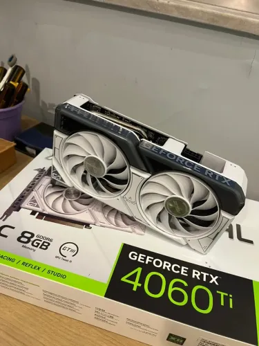 ASUS Dual OC RTX 4060 Ti White