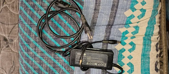carregador notbook positivo usado