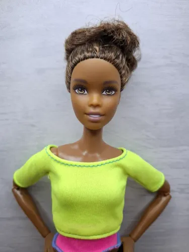 Barbie negra made to move - Christie - 1ª coleção 