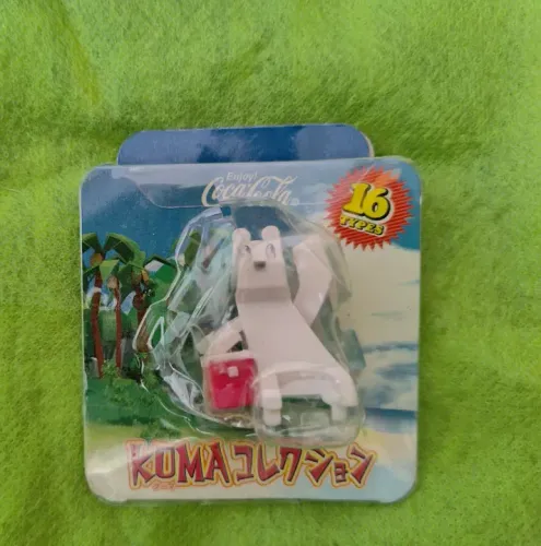 KUMA Collection Coca Cola  mini boneco mini boneco mascote limitado japonês 