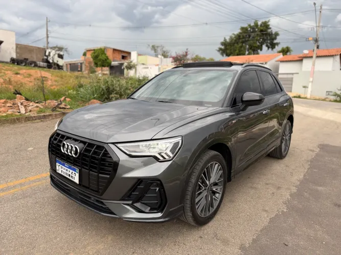 Audi Q3 Perf. Black 2.0 TFSI Tiptr. Quattro 2022