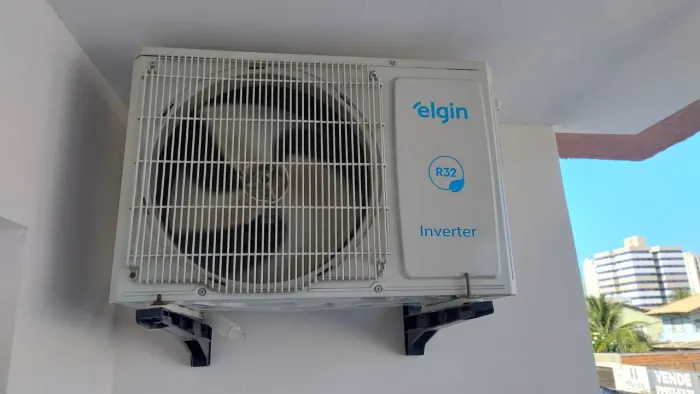 Instalação de ar condicionado, manutenção e limpeza de ar condicionado com profissional