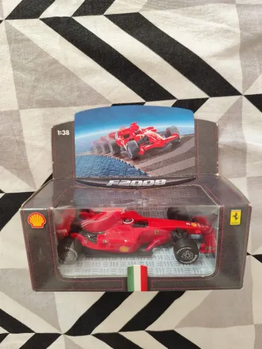 Miniatura Ferrari, F2008. Shell V-Power